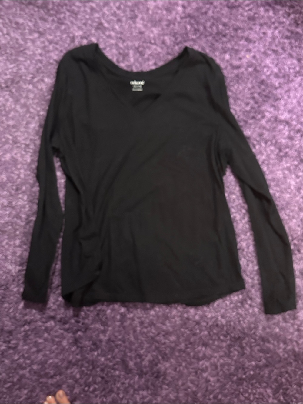 Old Navy Black Long-Sleeve V-Neck Tee Size XXL